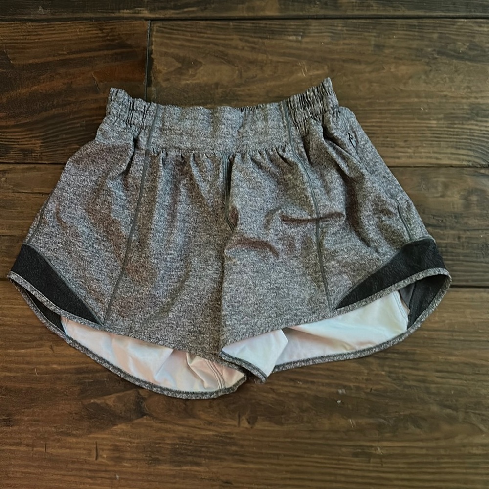 lulu hotty hots. never been worn